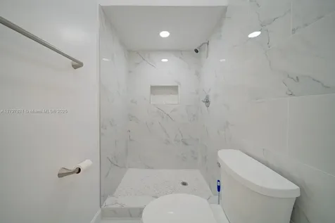 1825 SW 86th Avenue Miami FL 33155
