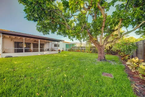 1825 SW 86th Avenue Miami FL 33155