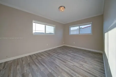 1825 SW 86th Avenue Miami FL 33155