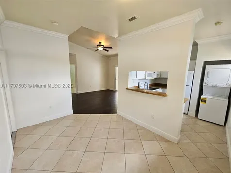 2151 NW 96 Terrace Pembroke Pines FL 33024