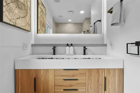 270 NE 104th Street Miami Shores FL 33138