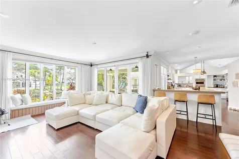 16001 SW 77th Court Palmetto Bay FL 33157