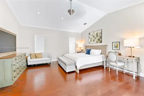 16001 SW 77th Court Palmetto Bay FL 33157