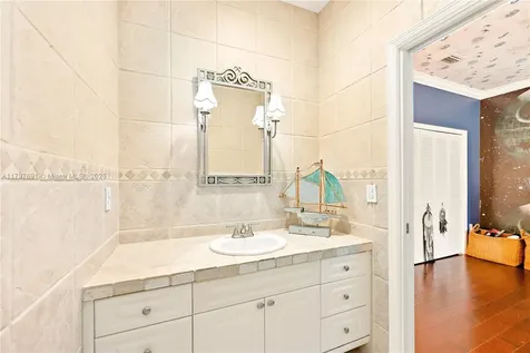 16001 SW 77th Court Palmetto Bay FL 33157