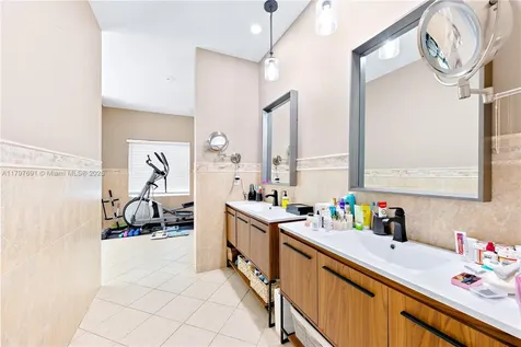 16001 SW 77th Court Palmetto Bay FL 33157