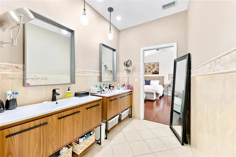 16001 SW 77th Court Palmetto Bay FL 33157