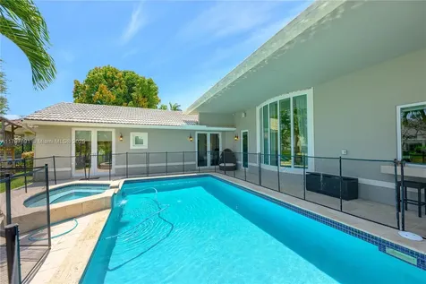 16001 SW 77th Court Palmetto Bay FL 33157