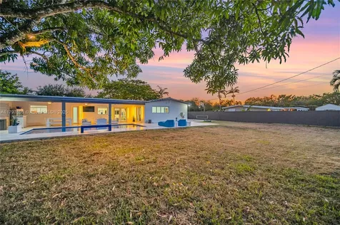 8501 SW 142nd Street Palmetto Bay FL 33158