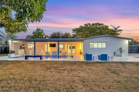 8501 SW 142nd Street Palmetto Bay FL 33158