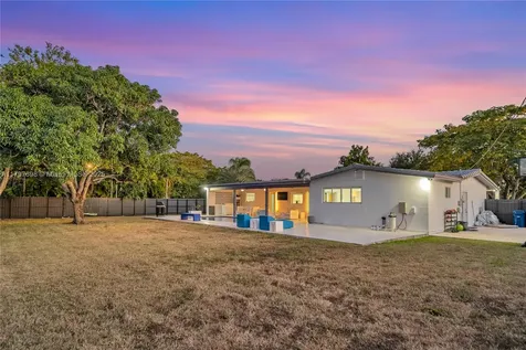 8501 SW 142nd Street Palmetto Bay FL 33158