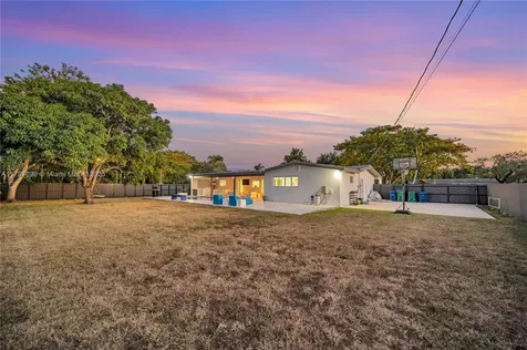 8501 SW 142nd Street Palmetto Bay FL 33158