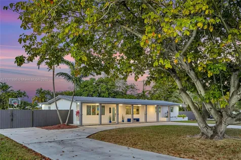 8501 SW 142nd Street Palmetto Bay FL 33158