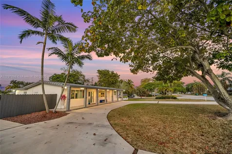 8501 SW 142nd Street Palmetto Bay FL 33158