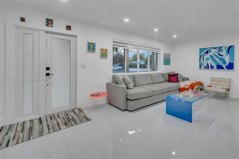 8501 SW 142nd Street Palmetto Bay FL 33158