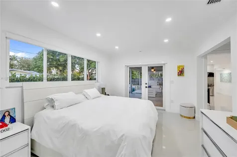 8501 SW 142nd Street Palmetto Bay FL 33158