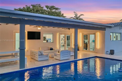 8501 SW 142nd Street Palmetto Bay FL 33158