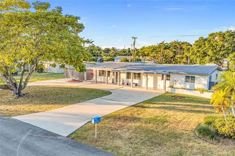 8501 SW 142nd Street Palmetto Bay FL 33158