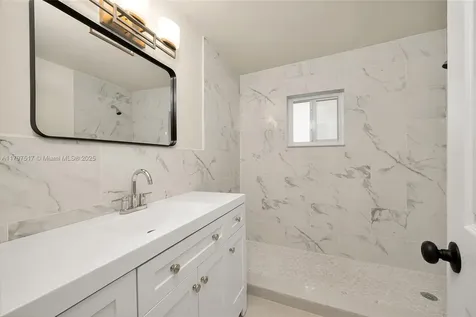 10051 SW 48th Street Miami FL 33165