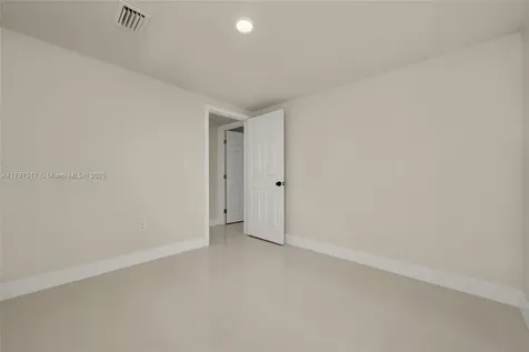 10051 SW 48th Street Miami FL 33165