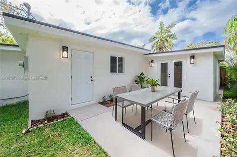 10051 SW 48th Street Miami FL 33165