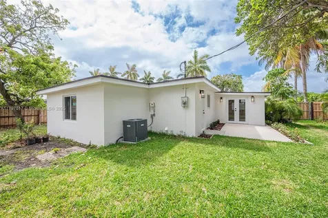 10051 SW 48th Street Miami FL 33165