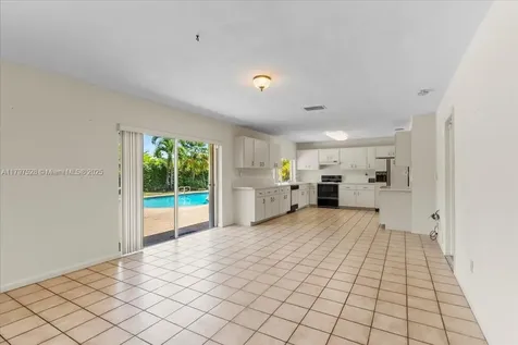 12231 SW 112th Avenue Miami FL 33176