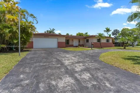 12231 SW 112th Avenue Miami FL 33176