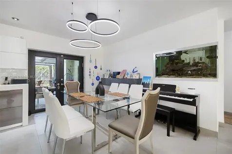 20375 NE 22nd Place Miami FL 33180