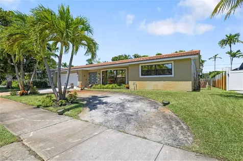 20375 NE 22nd Place Miami FL 33180