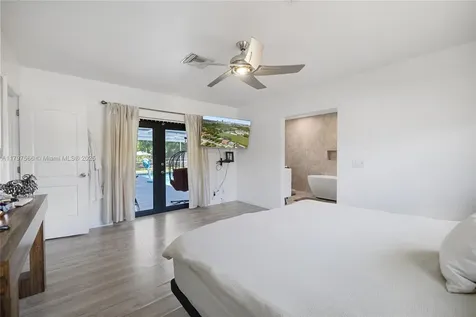 20375 NE 22nd Place Miami FL 33180