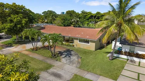 20375 NE 22nd Place Miami FL 33180