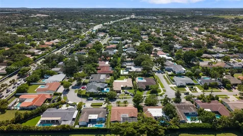 20375 NE 22nd Place Miami FL 33180