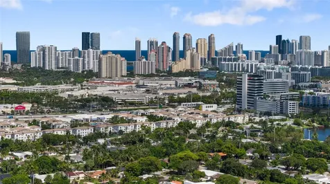 20375 NE 22nd Place Miami FL 33180