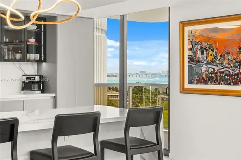 9 Island Avenue Miami Beach FL 33139