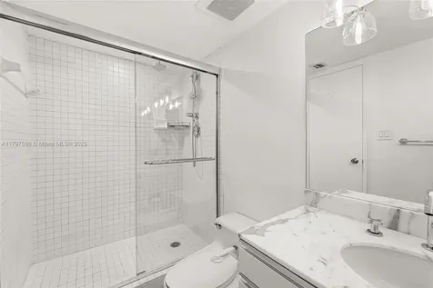 9 Island Avenue Miami Beach FL 33139