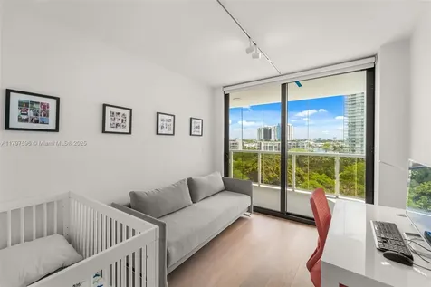 9 Island Avenue Miami Beach FL 33139
