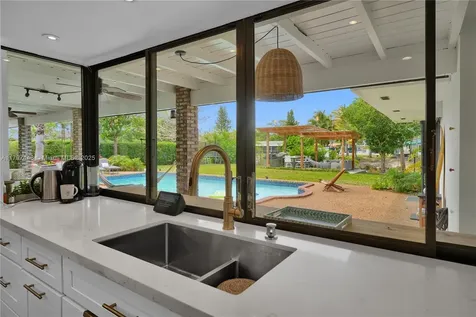 7421 SW 174th Street Palmetto Bay FL 33157