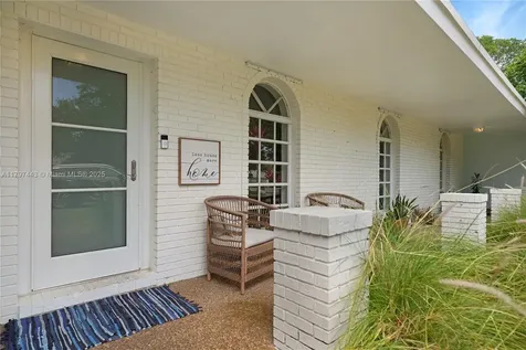 7421 SW 174th Street Palmetto Bay FL 33157