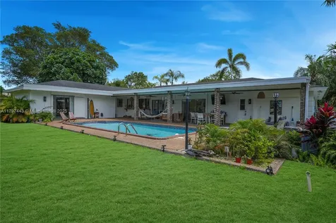 7421 SW 174th Street Palmetto Bay FL 33157
