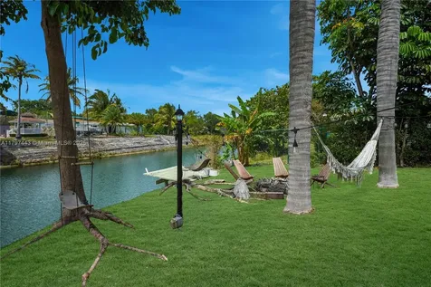 7421 SW 174th Street Palmetto Bay FL 33157