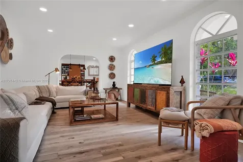 7421 SW 174th Street Palmetto Bay FL 33157