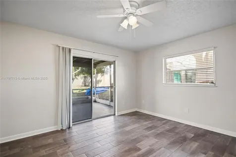 1732 N 16th Avenue N Lake Worth FL 33460