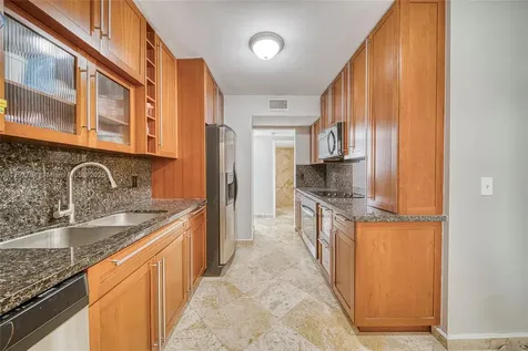 8888 Collins Avenue Surfside FL 33154