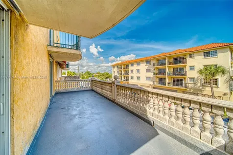 8888 Collins Avenue Surfside FL 33154
