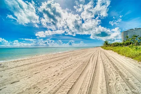 8888 Collins Avenue Surfside FL 33154