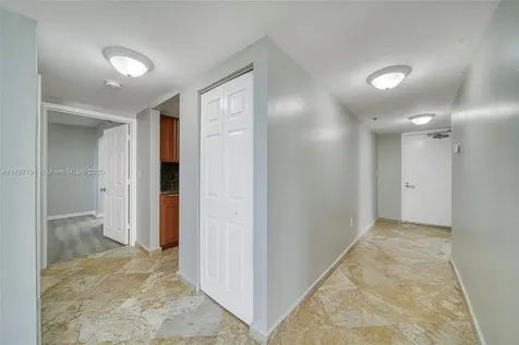 8888 Collins Avenue Surfside FL 33154