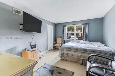4235 N University Drive Sunrise FL 33351