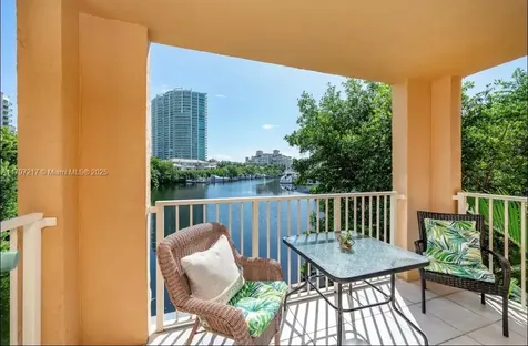 19999 E Country Club Drive Aventura FL 33180