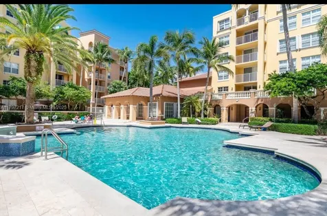 19999 E Country Club Drive Aventura FL 33180