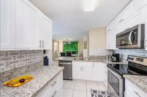 19999 E Country Club Drive Aventura FL 33180